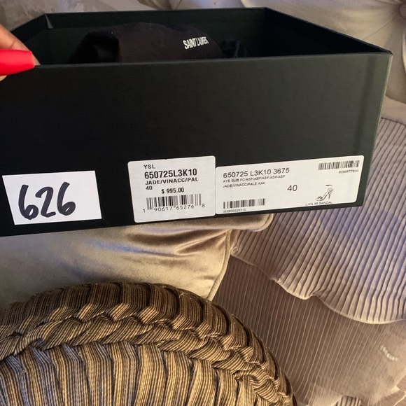 DESIGNER SANDALS - Picture 2 of 8